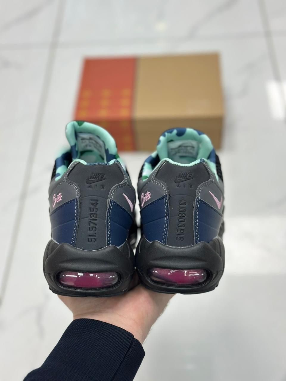 кроссовки мужские nike air max verse fv1302-001,мужские кроссовки nike air max,кроссовки мужские nike air max verse fv1302-001 черного цвета,кроссовки nike air max,кроссовки мужские nike