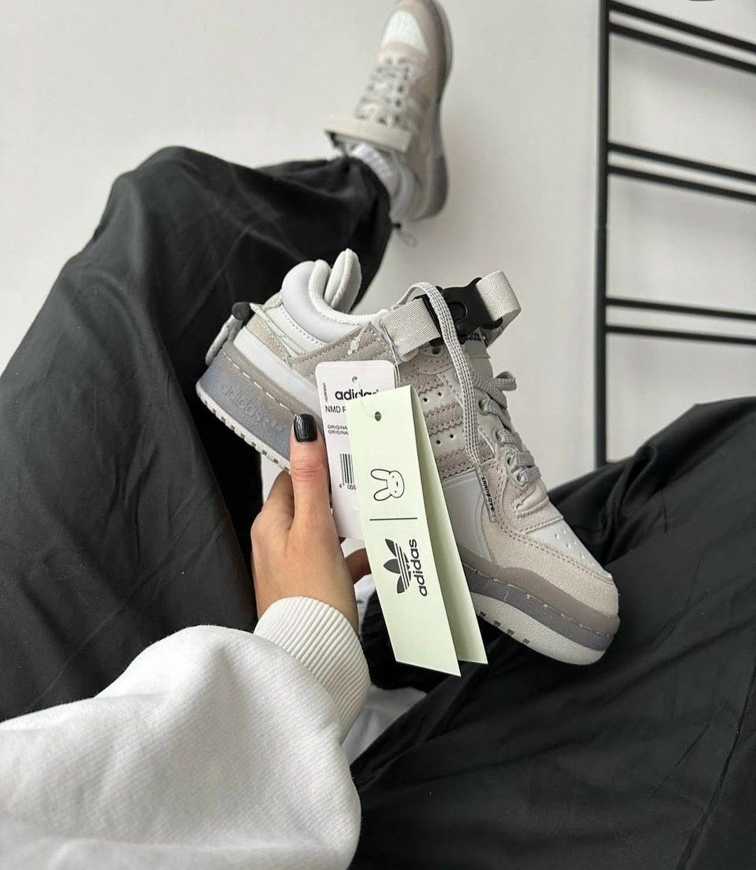 женские кроссовки adidas,кроссовки adidas,кроссовки,кроссовки adidas forum low bad bunny,кроссовки адидас