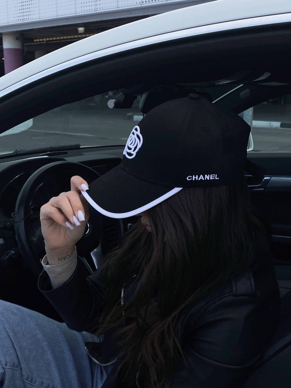 кепка бейсболка женская chanel,кепи бейсболка chanel dolce vita,кепка бейсболка весенняя-летняя с козырьком premium 1:1 ng boutique,стильная бейсболка,кепка бейсболка женская chanel цвет белый бриллиа