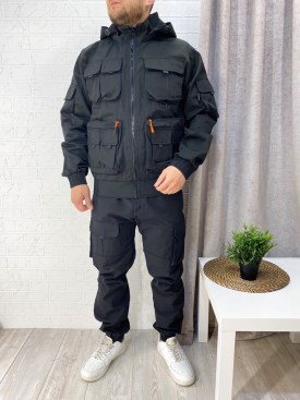Костюм