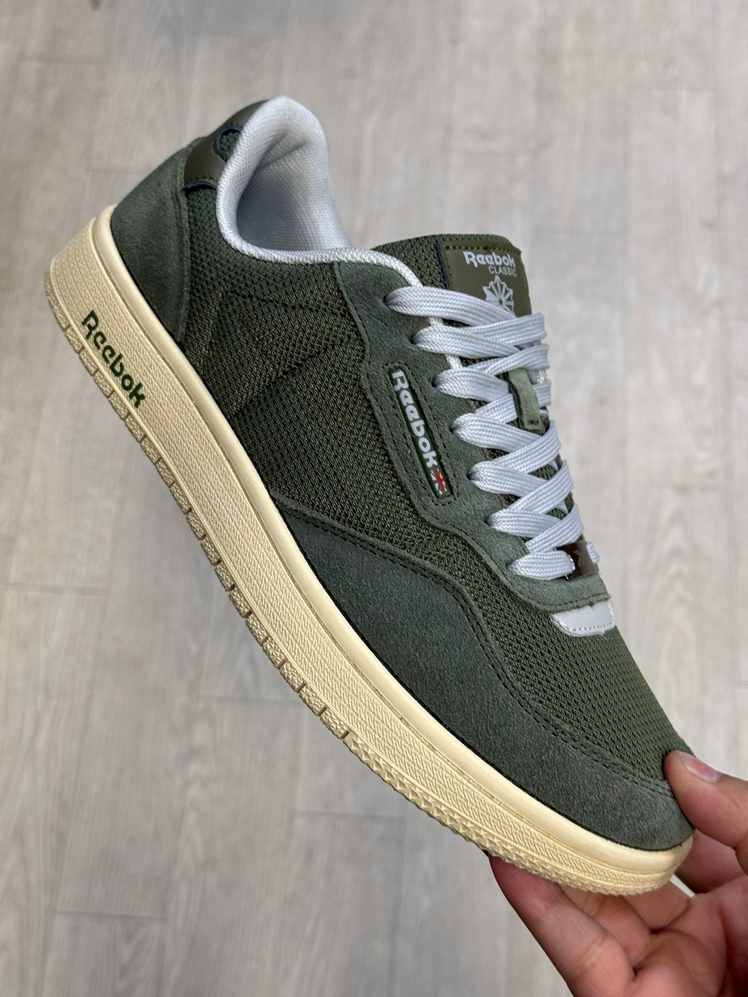 кеды reebok classics club c 85 trim nbk,кроссовки reebok,,кроссовки мужские reebok classic,мужские кроссовки