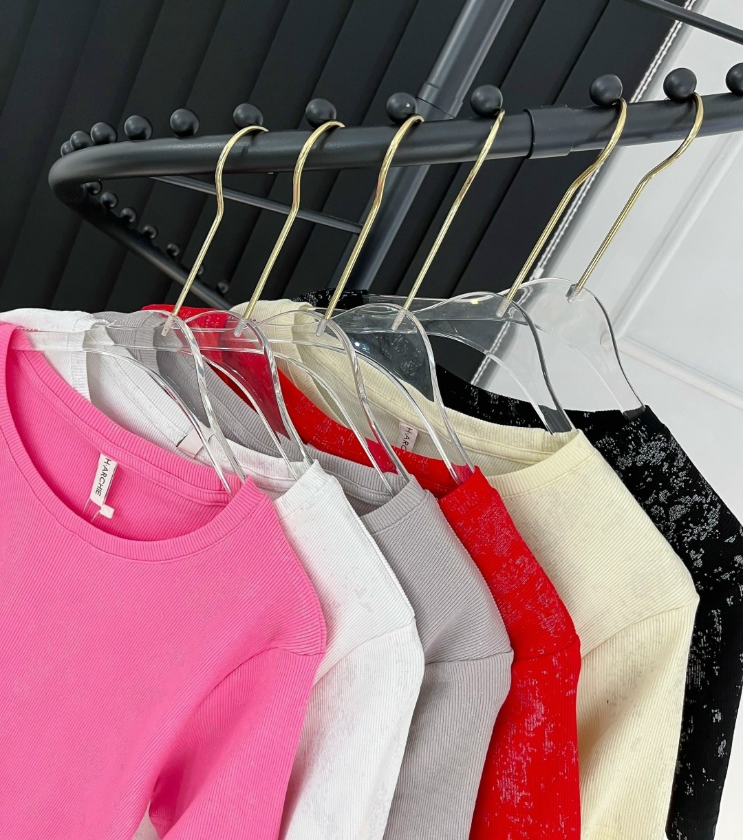 кофты молодежные,женская футболка,кофта женская,футболки модные,кофт стильные