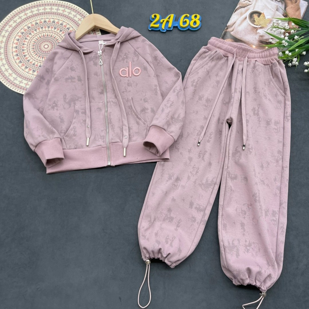 велюровый костюм для девочки,костюм на флисе,велюровый костюм,велюровый костюм детский,костюм детский