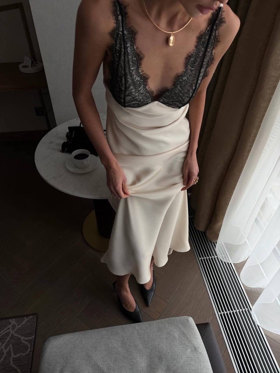 майка с кружевами,топ шелковый с кружевом,топ с кружевом,шелковый топ,топ в бельевом стиле с кружевом