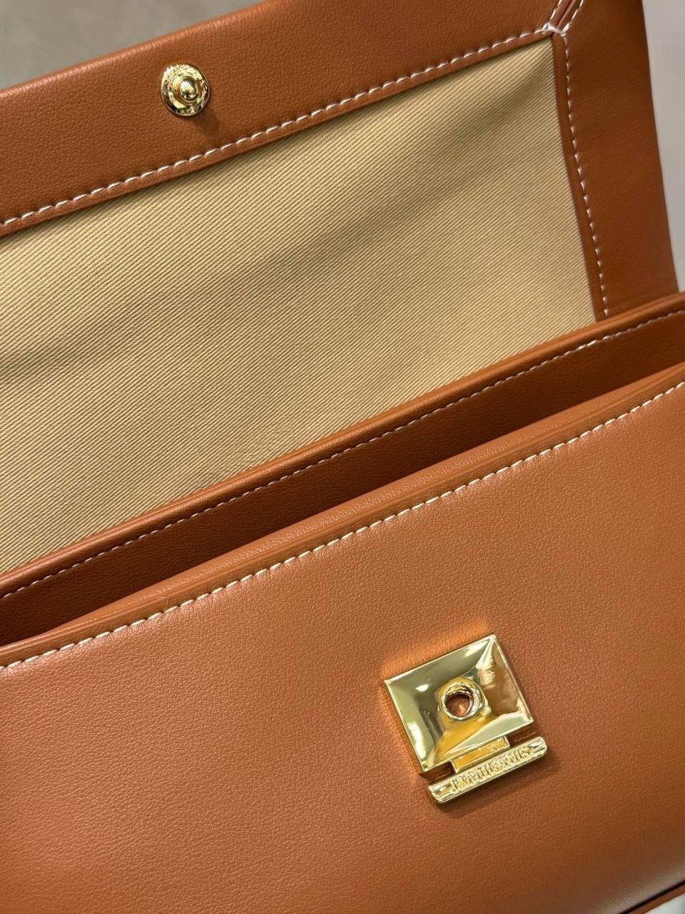 бежевая сумка через плечо,сумка через плечо для женщин,jacquemus сумка,клатч сумка,бежевая сумка