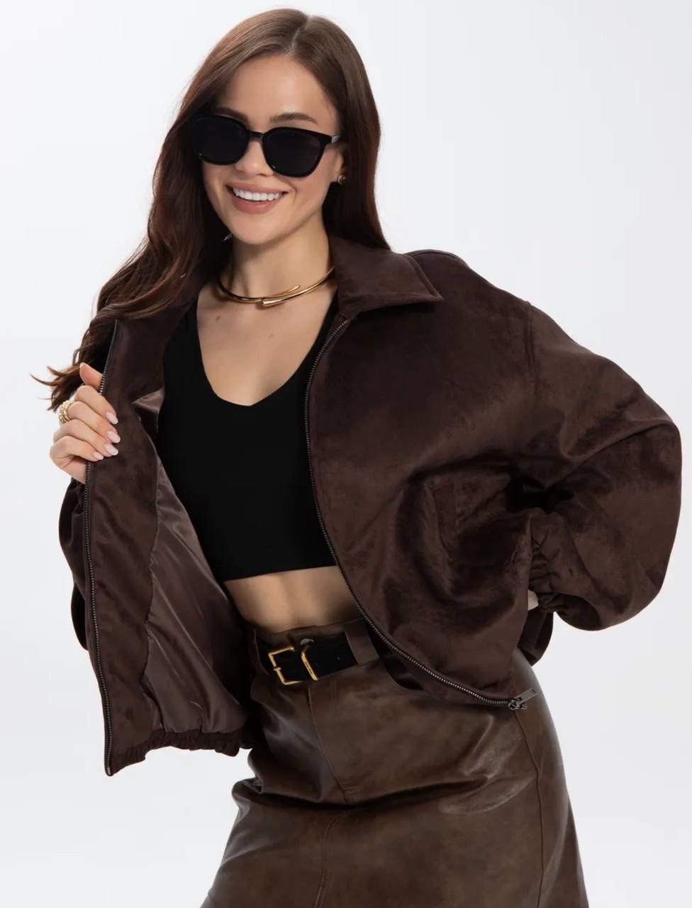 женская куртка бомбер из эко замши коричневого цвета,куртка бомбер замшевая оверсайз lofus,куртка бомбер замшевый оверсайз lofus 325114194,куртка-бомбер утепленная с замшевой фактурой befree,косуха за