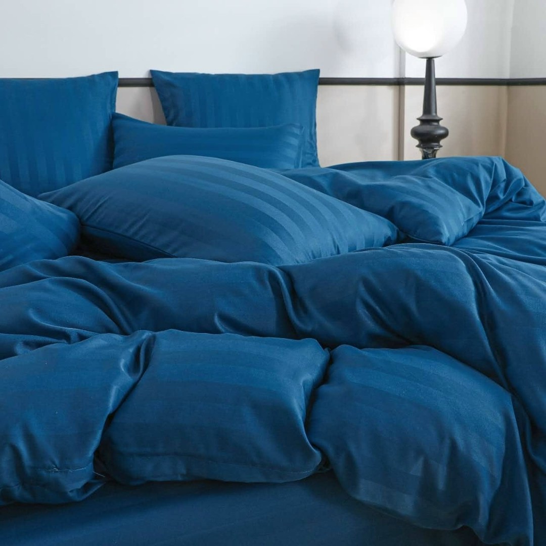 страйп сатин постельное белье,комплект постельного белья страйп сатин,постельное белье евро однотонное страйп сатин,постельное белье евро страйп сатин комплект,комплект постельного белья