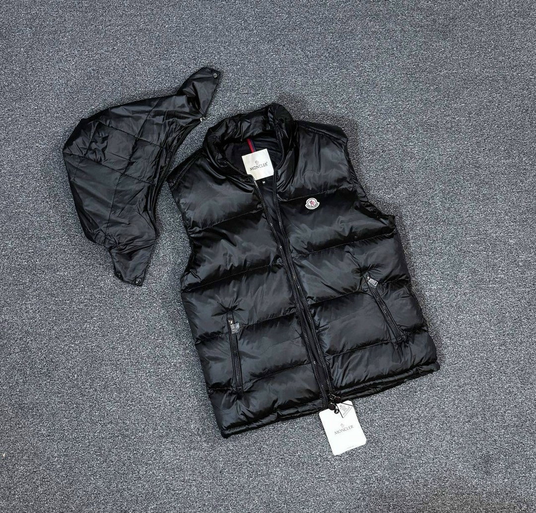 жилетка moncler,moncler мужской жилет,жилет moncler,жилетка монклер с капюшоном,жилетка монклер