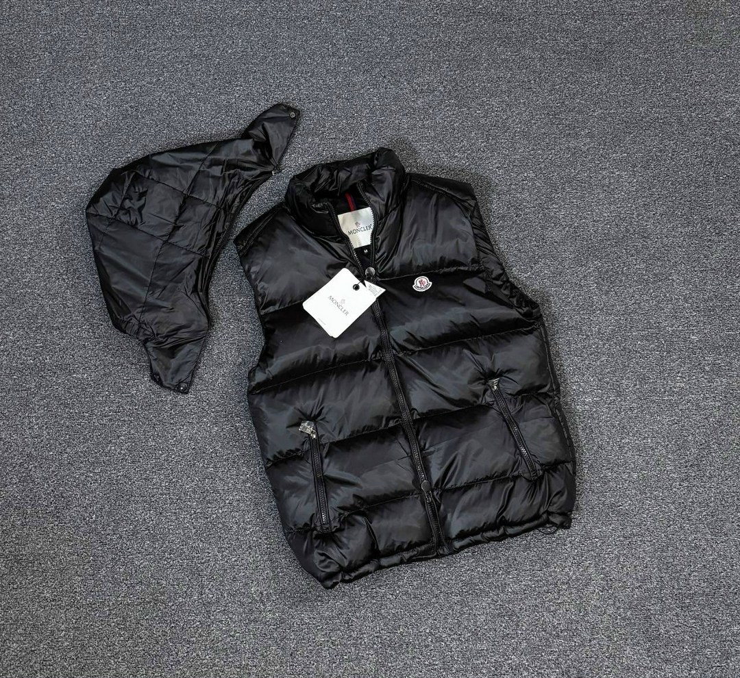 жилетка moncler,moncler мужской жилет,жилет moncler,жилетка монклер с капюшоном,жилетка монклер