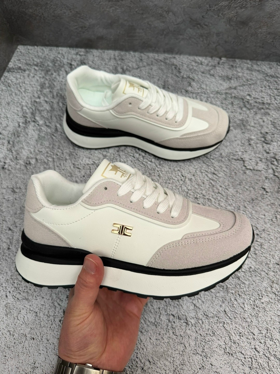 ,кроссовки женскиe,кроссовки замшевые,повседневные кроссовки,стильные кроссовки