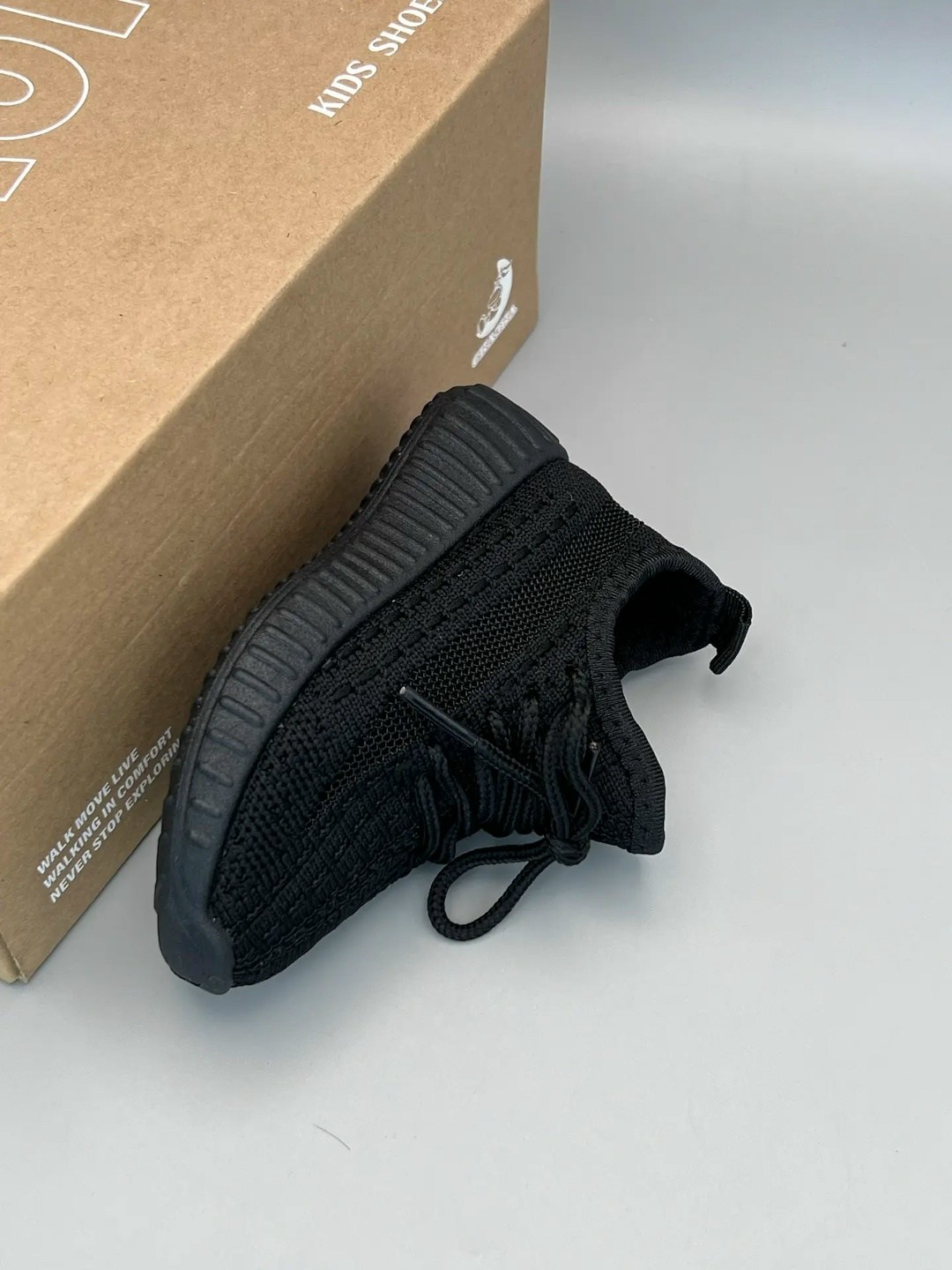 кроссовки,кроссовки изики,кроссовки изи,детские кроссовки,кроссовка детская