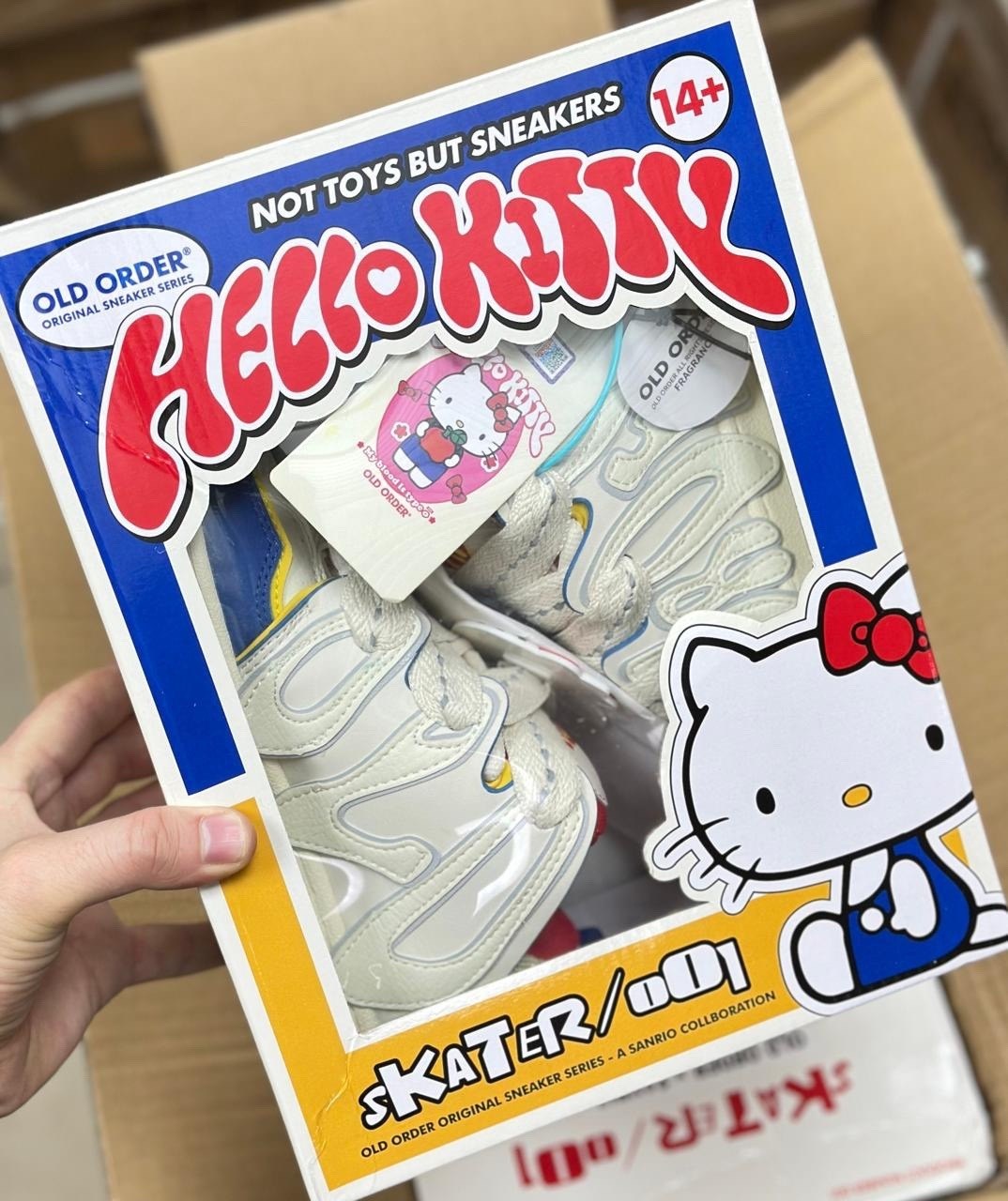 кроссовки old order hello kitty,олд ордер кроссовки хеллоу китти,кроссовки хеллоу китти,old order кроссовки с хеллоу китти,кроссовки sanrio