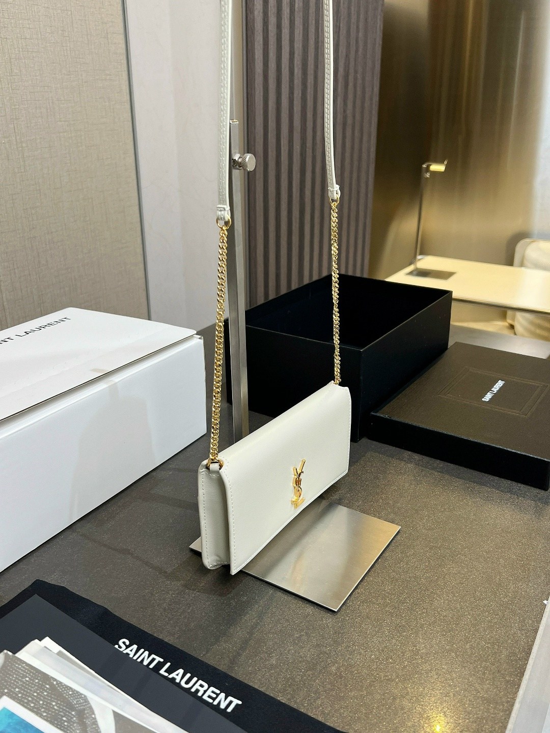 модные образы,эмили ратакофски,элегантные образы,модные тенденции