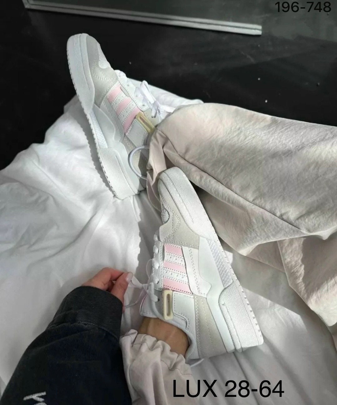 женские кроссовки adidas,кроссовки adidas,кроссовки,женские кроссовки адидас,женские кроссовки