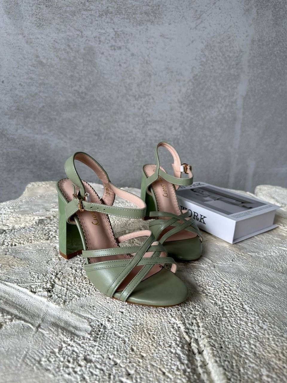 босоножки женские,босоножки белые,босоножки на каблуках,стильные босоножки,босоножки марко