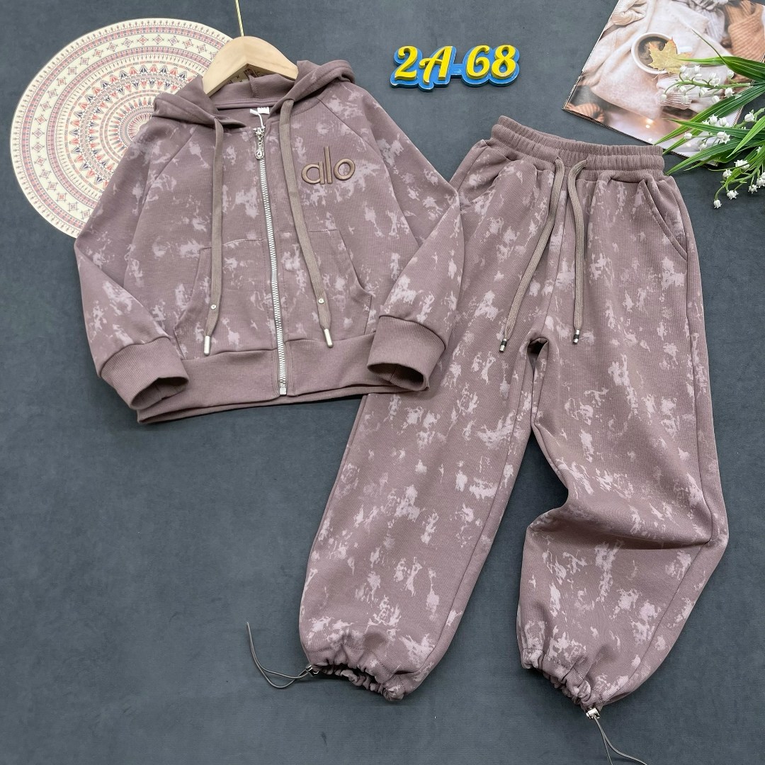 велюровый костюм,велюровый костюм для девочки,детские велюровые костюмы,велюровый костюм детский,костюм на флисе