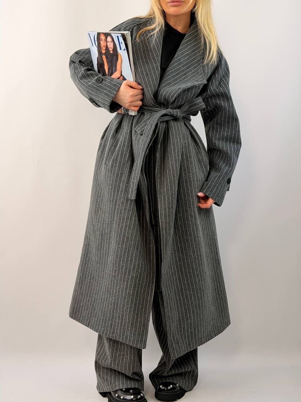 стильное пальто,пальто женские,пальто в полоску,серое пальто,пальто женское демисезонные