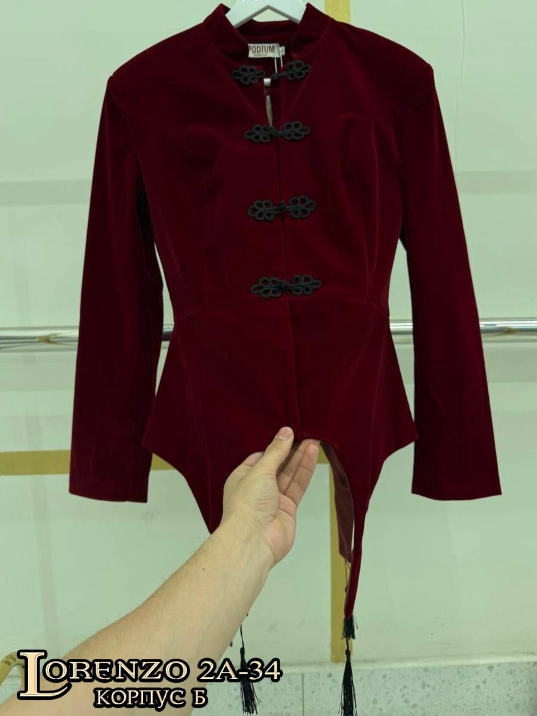 велюровый пиджак женский,пальто камзол женское,бархатный пиджак женский,,бархатный жакет женский