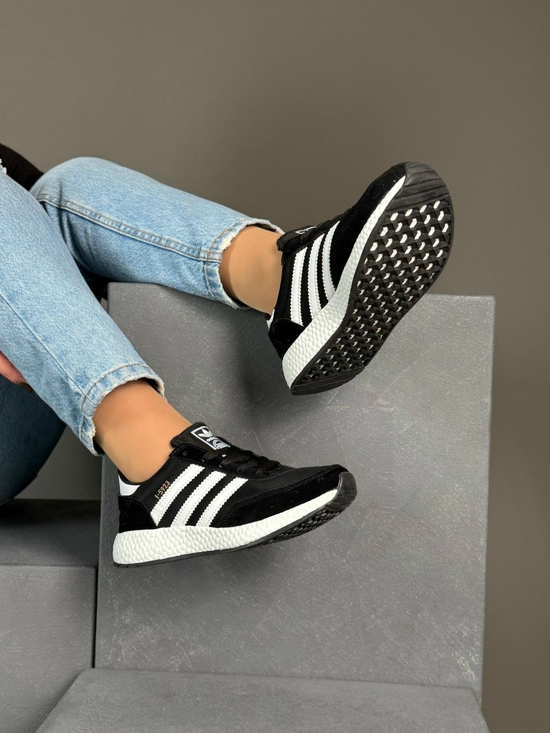 кроссовки adidas,адидас иники зеленые,зеленые кроссовки адидас,кроссовки adidas iniki,кроссовки адидас