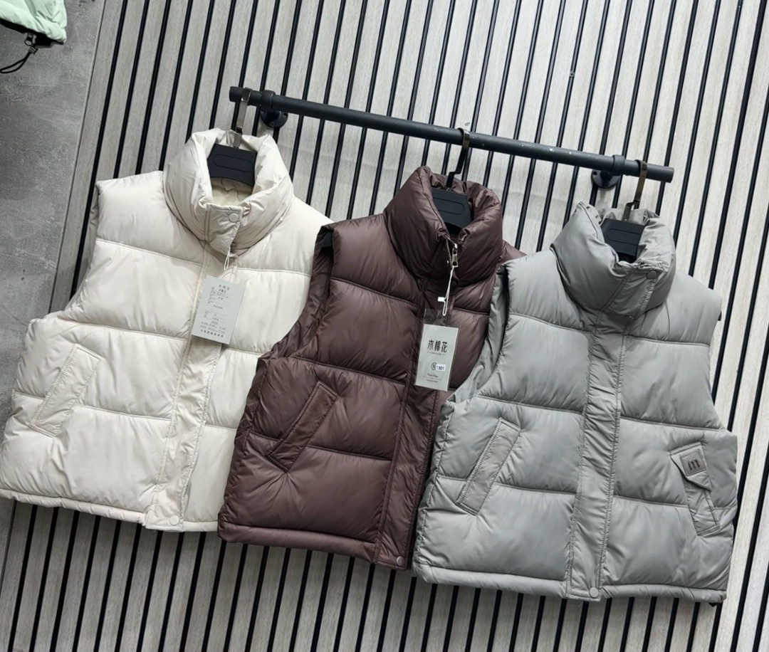 женская жилетка,жилет женский теплый,женский жилет,жилет коричневый,жилет утепленный женский