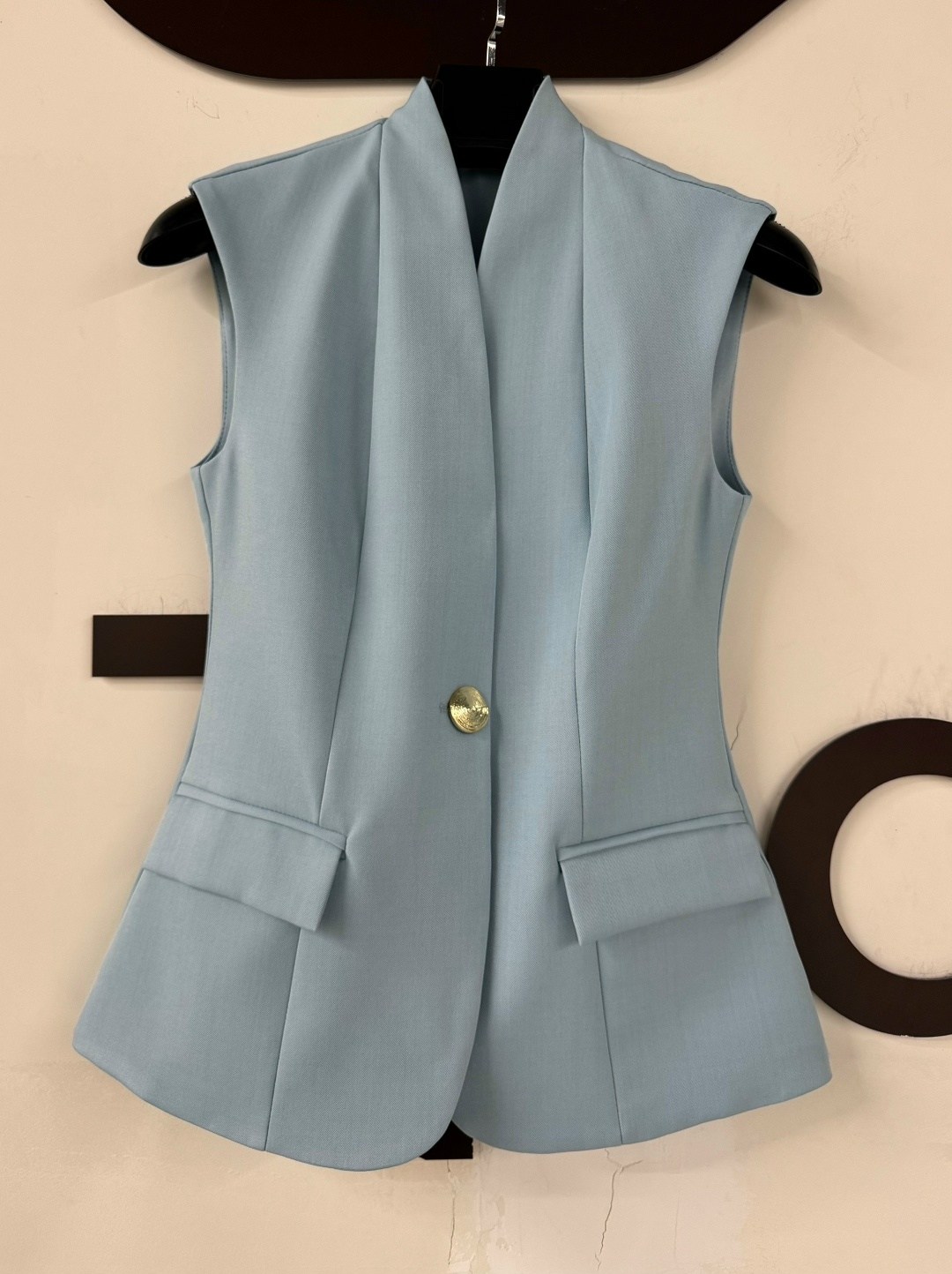 жилетка женская,красный жилет,женский жилет,жилет приталенный,жилет