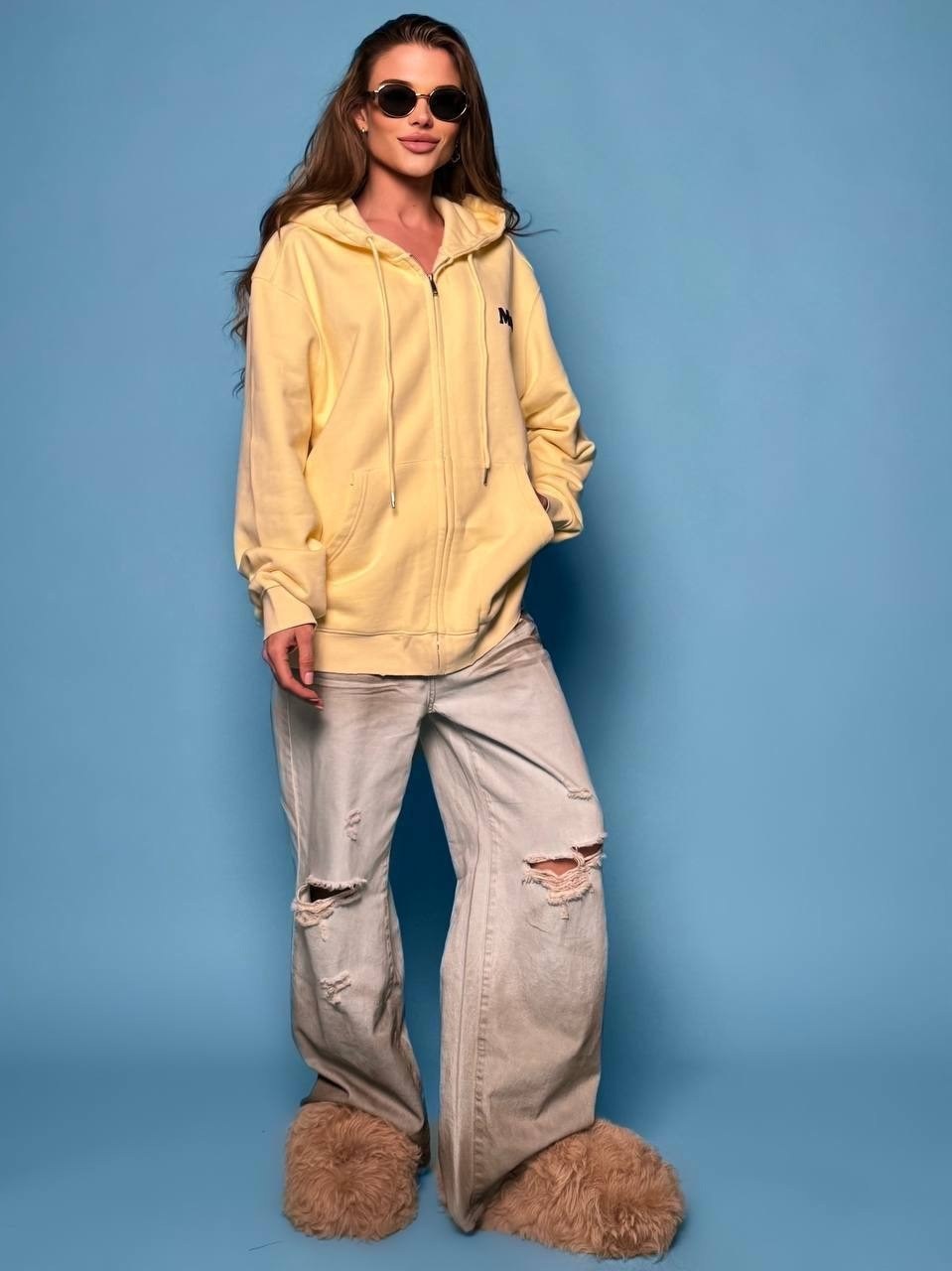 модная толстовка,женская толстовка,толстовка стильная,желтая толстовка,толстовка