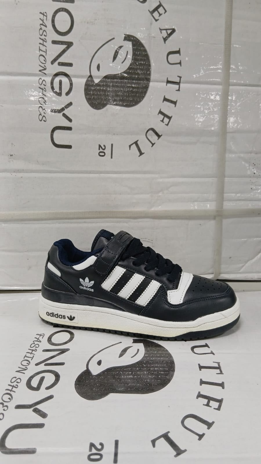 кроссовки adidas,мужские кроссовки adidas,кроссовки мужские женские adidas,кроссовки adidas original,кроссовки адидас мужские marathon