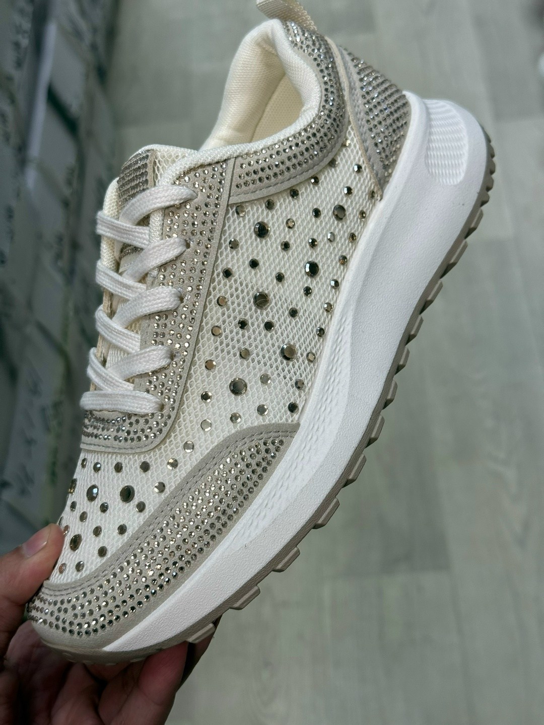 ,женские кроссовки,черные кроссовки,кроссовка,женская