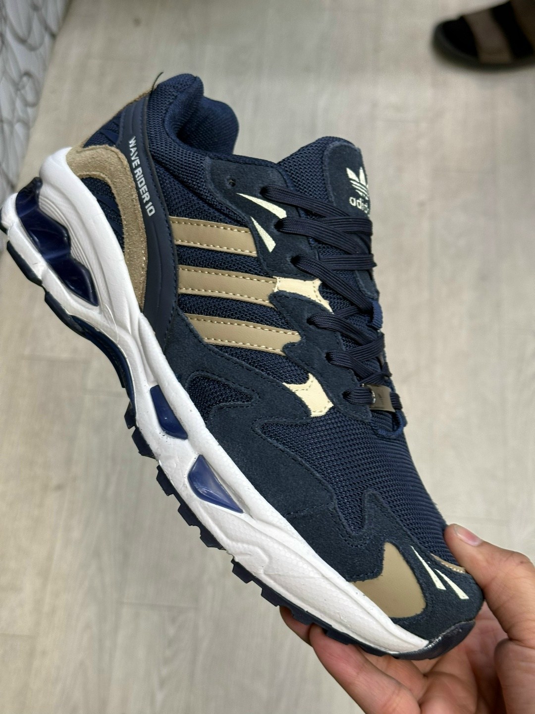 мужские кроссовки adidas,кроссовки adidas,кроссовки адидас,кроссовки мужские адидас,кроссовки