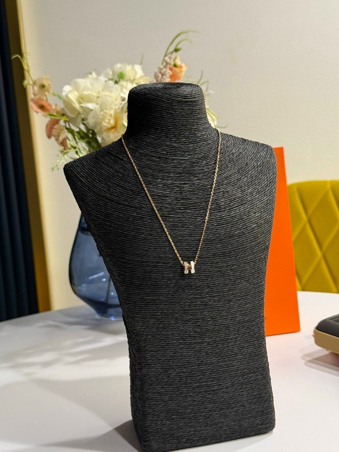 серьги hermes,hermes бижутерия,женские серьги hermes,брендовые серьги,hermes ожерелье