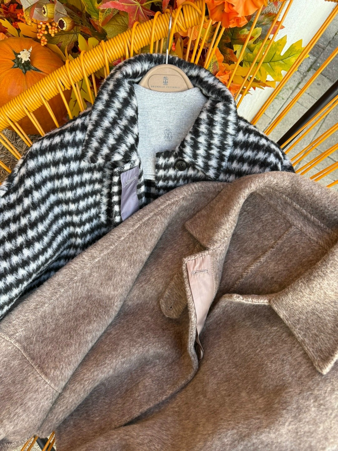 пальто в клетку,куртка модная,куртка в клетку,утепленное шерстяное пальто в клетку с двойными карманами модель s218 в корейском стиле,клетчатое пальто