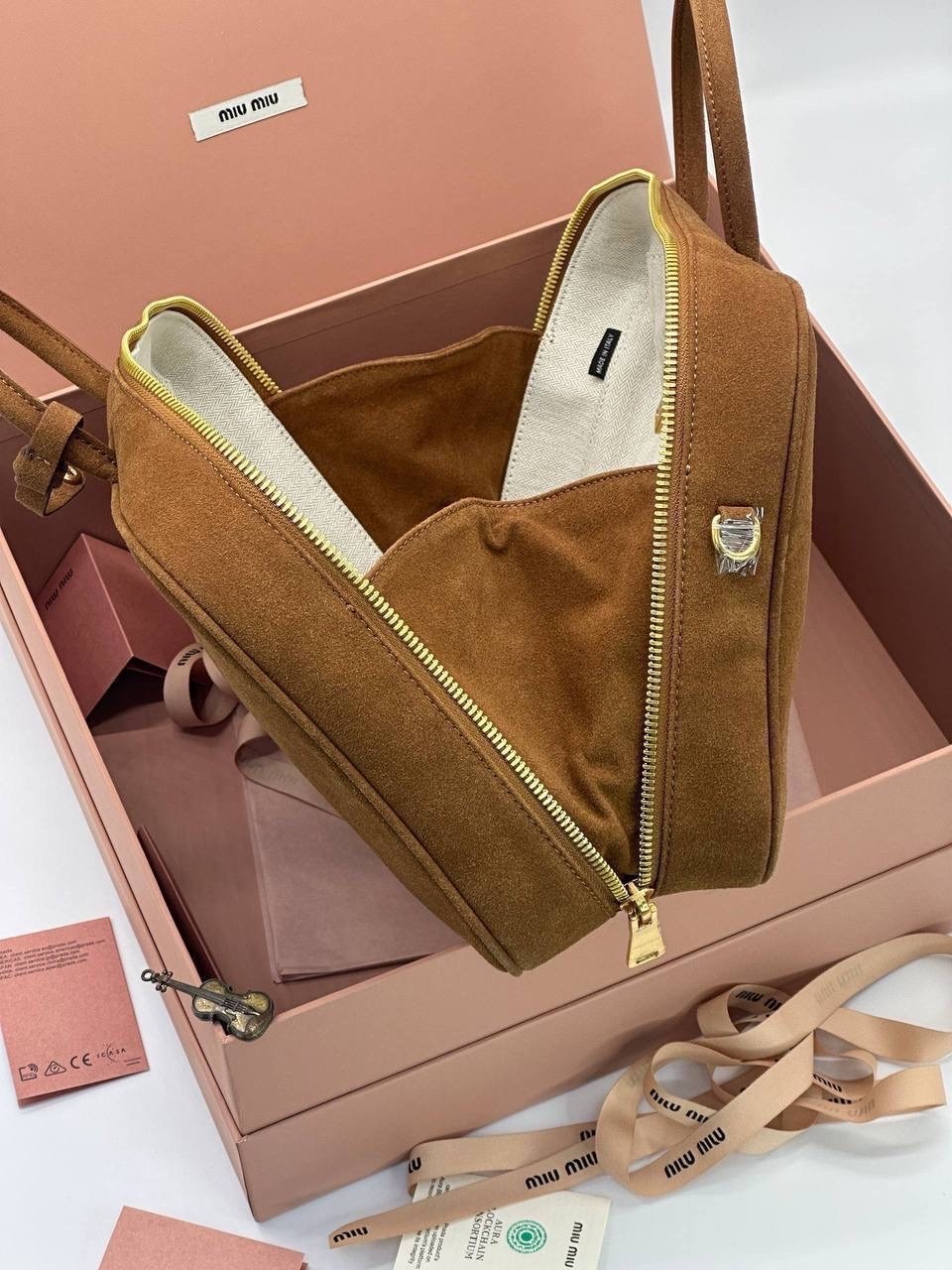 сумка женская miu miu,сумка женская замшевая тоут большая miu miu,сумка miu miu,сумка женская brand-on из натуральной кожи и замши,сумка miu miu коричневая