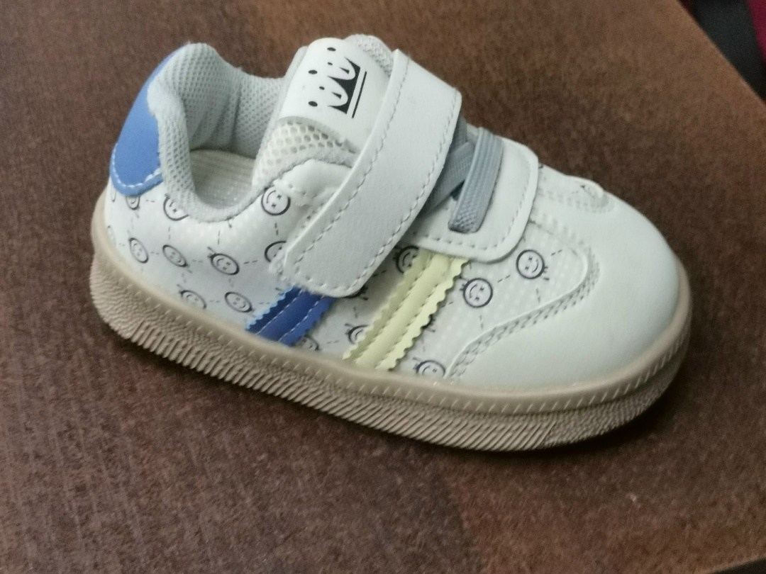 ,кросовки детские,кроссовки для малыша,детские кроссовки,детская