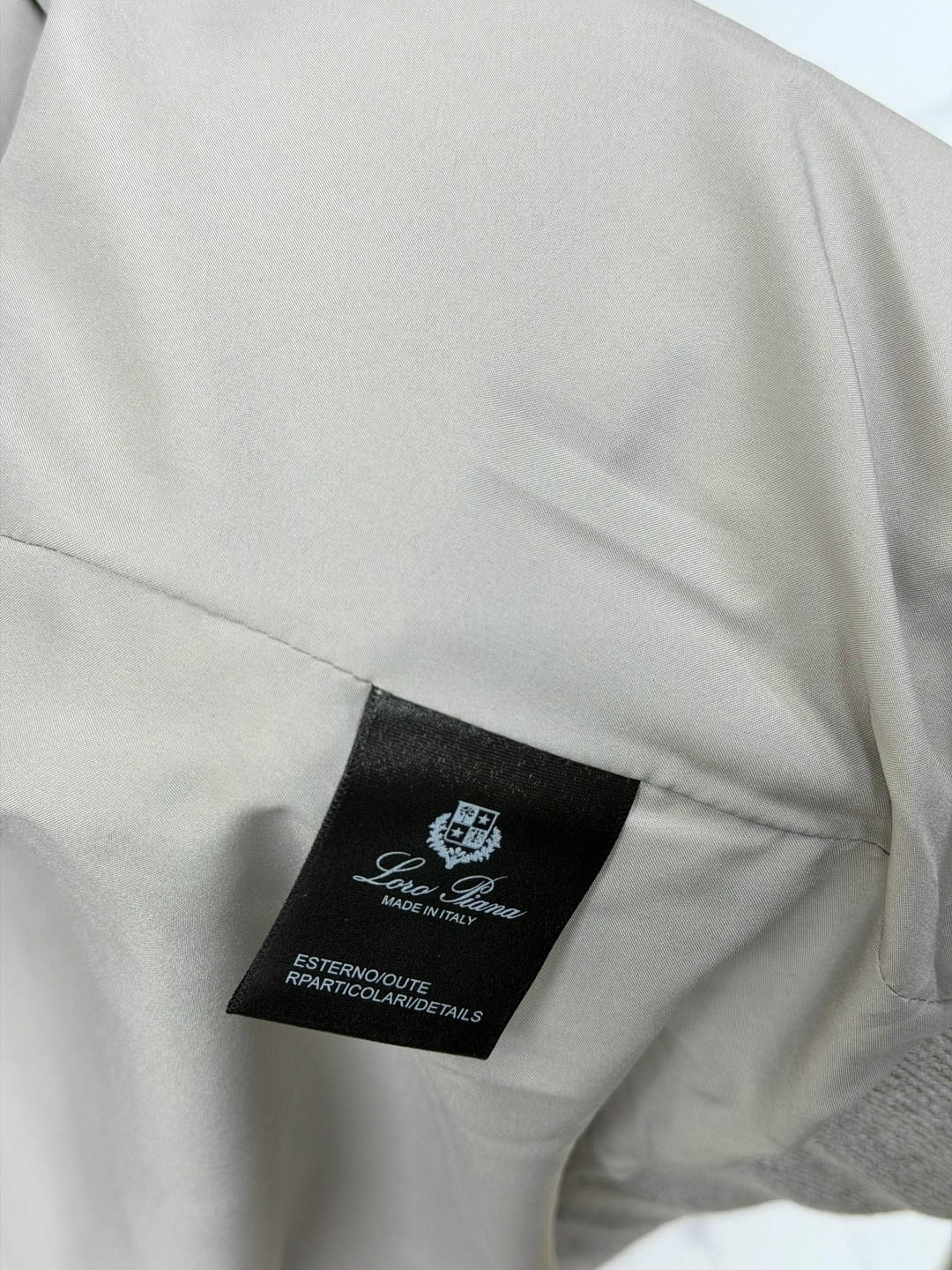 кардиган мужской,кардиган мужской loro piana,кардиган loro piana,кардиган мужской на молнии,brunello cucinelli серый кардиган