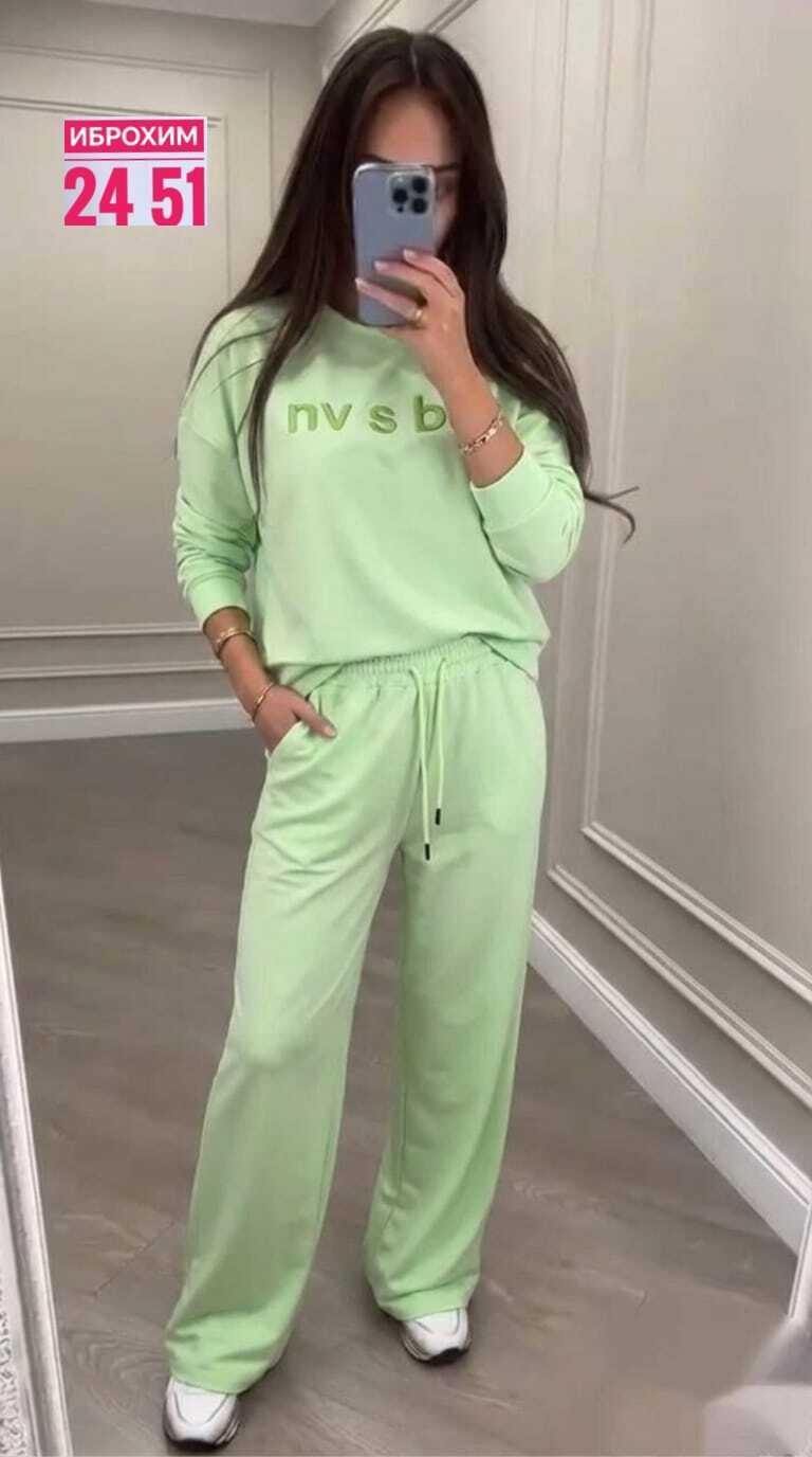 спортивные костюмы женские,трикотажные костюмы,женский трикотажный костюм,повседневный костюм,женские костюмы