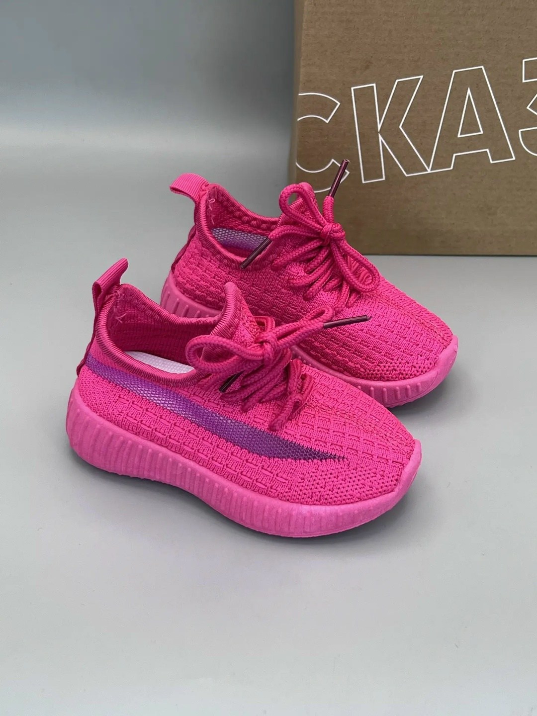 кроссовки,кроссовки изики,кроссовки изи,детские кроссовки,кроссовка детская