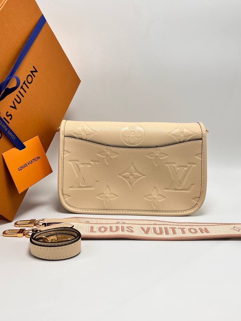 сумка louis vuitton,сумки луи виттон,louis vuitton женская сумка,сумочка луи виттон,сумка луи виттон женская