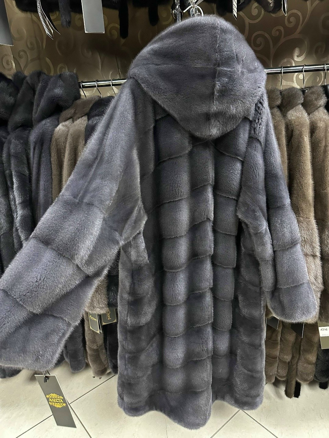 шуба норковая,шубка из меха европейской норки с капюшоном цвет лаванда,шубка из меха европейской норки с капюшоном цвет графит,норковая шуба с капюшоном,шуба норка