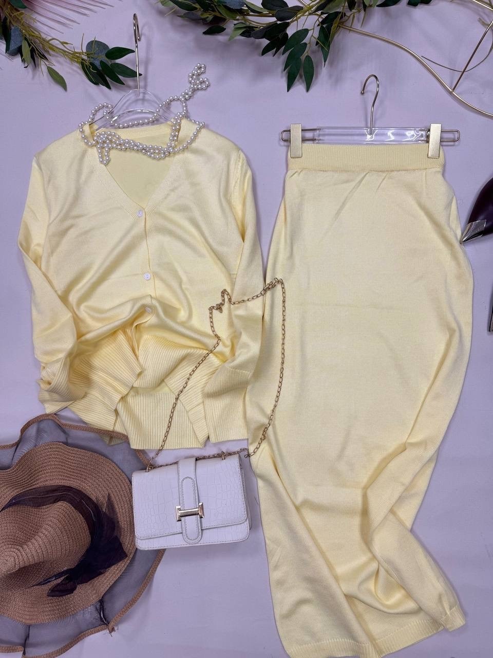 элегантные костюмы,вязаные костюмы,вязанный костюм с юбкой,костюм трикотажный,костюм с юбкой