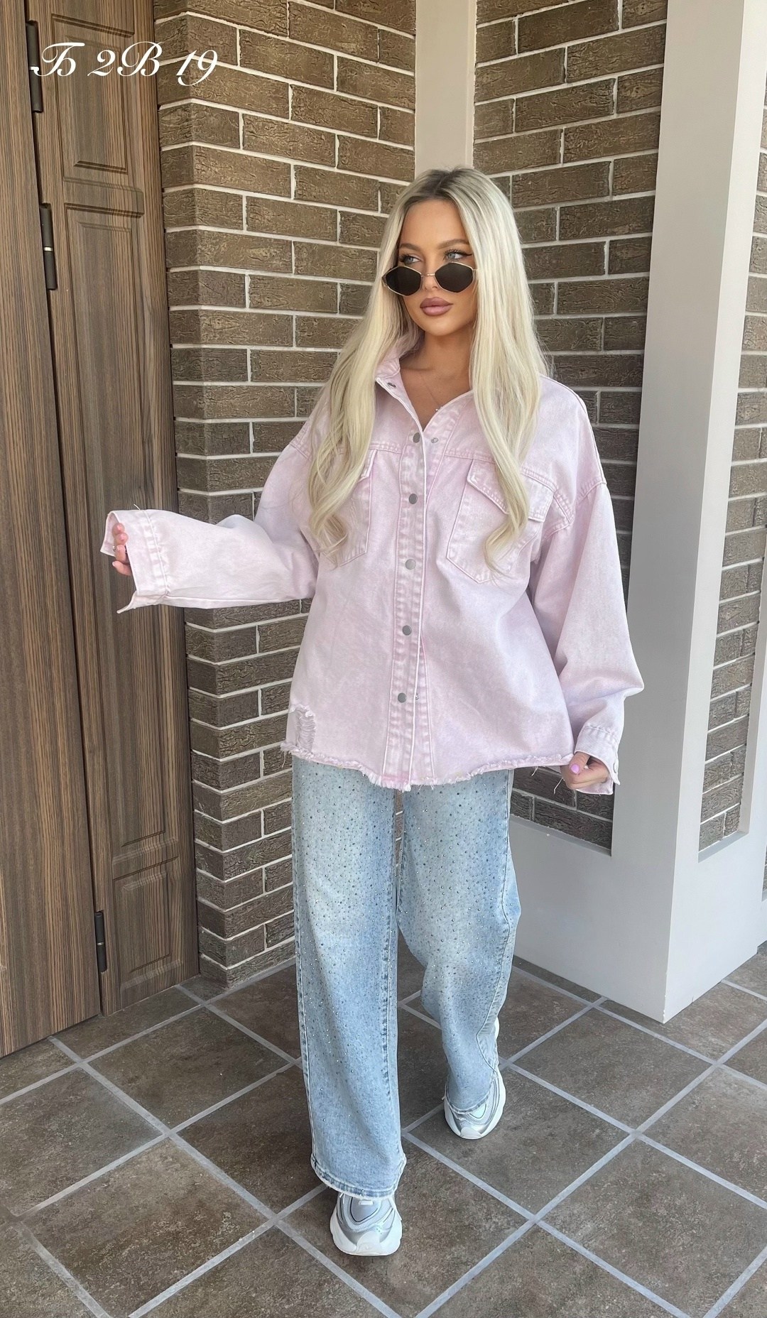 рубашка джинсовая оверсайз,рубашка женская джинсовая оверсайз,джинсовые рубашки женские,женская рубашка,розовая джинсовка