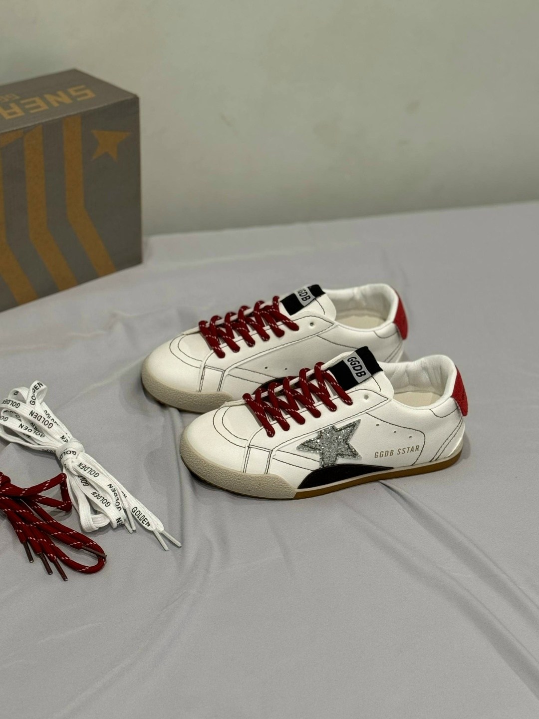 ,кроссовки golden goose ball-star low белый красный,кроссовки golden goose,кроссовки golden goose superstar,golden goose superstar