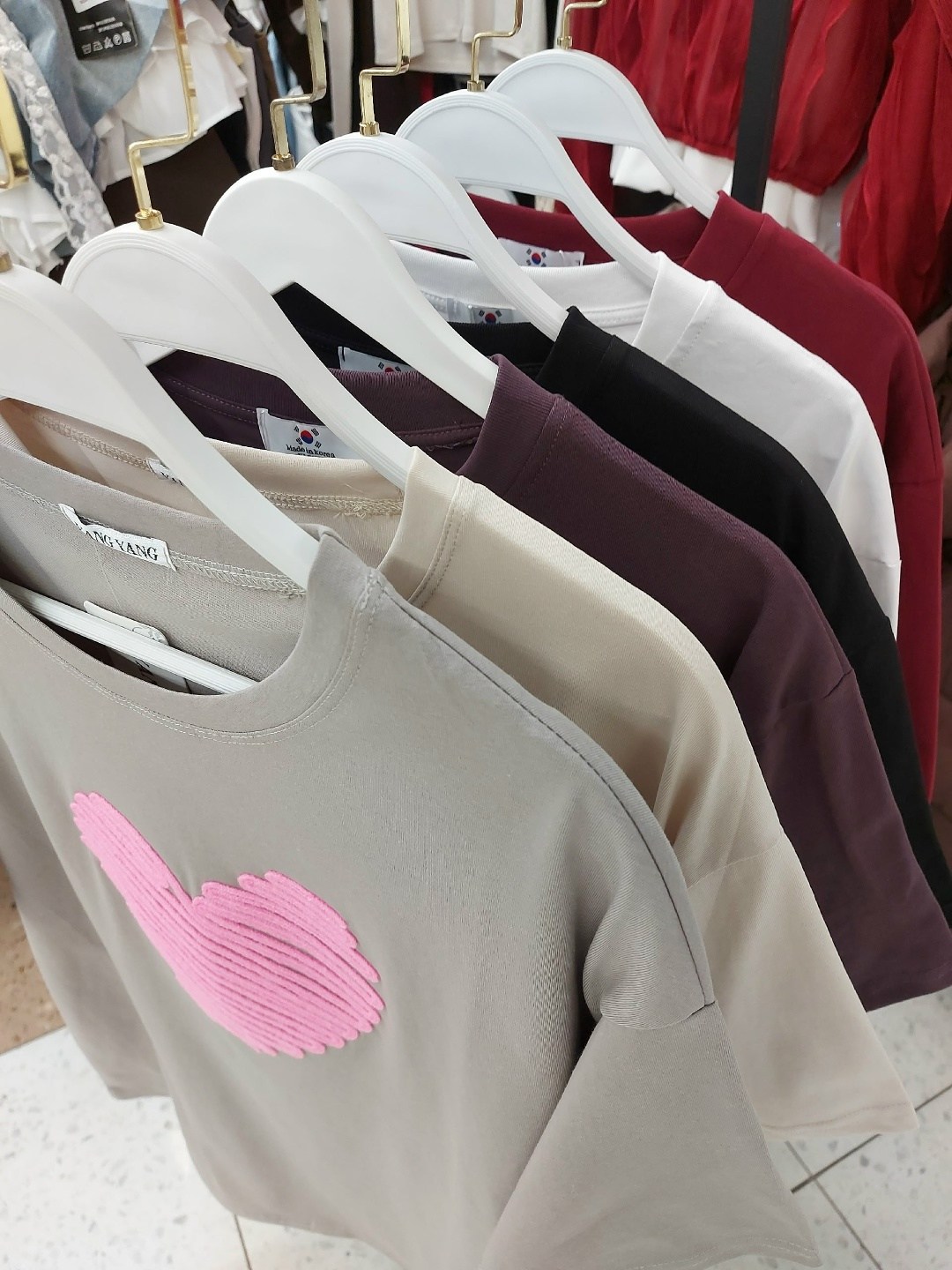 женская футболка,футболки модные,футболки женская оверсайз,летние футболки,футболка стильная