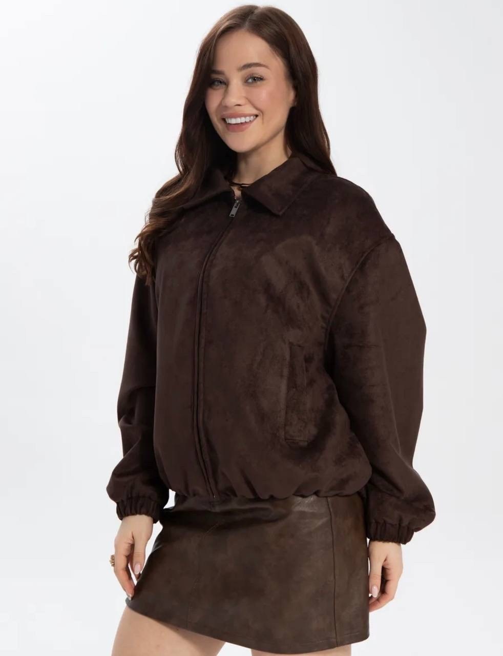 женская куртка бомбер из эко замши коричневого цвета,куртка бомбер замшевая оверсайз lofus,куртка бомбер замшевый оверсайз lofus 325114194,куртка-бомбер утепленная с замшевой фактурой befree,косуха за