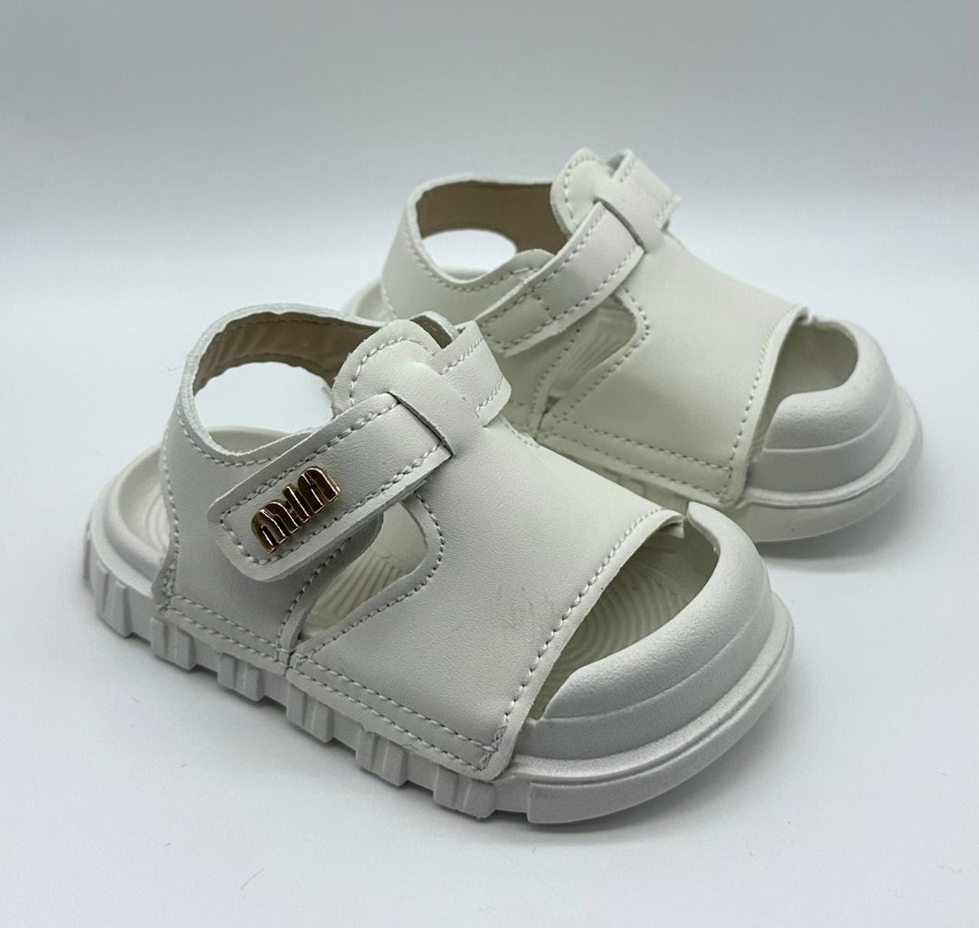 сандалии,босоножки сандали,детские сандалии,сандали,сандалии moocie