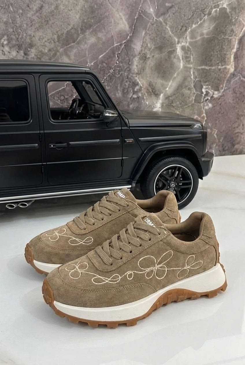 ,женские кроссовки из натуральной замши,обуви,замшевые кроссовки,повседневная