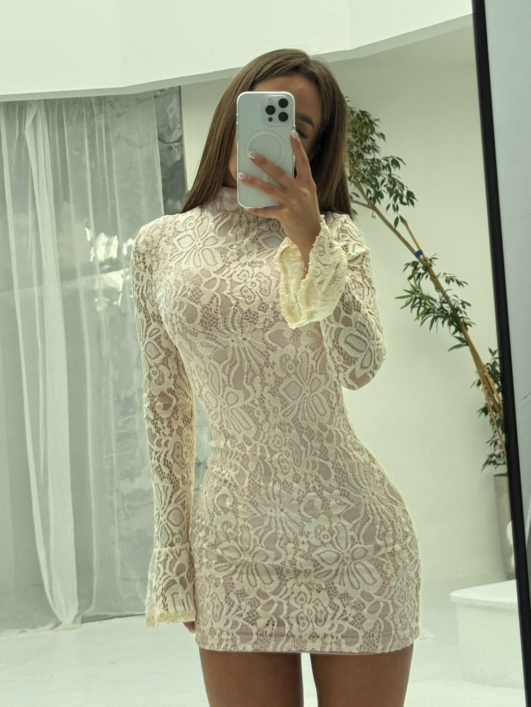 платье кружевное,кружевное мини платье,платье шикарное,платье стильное,вечернее платье мини