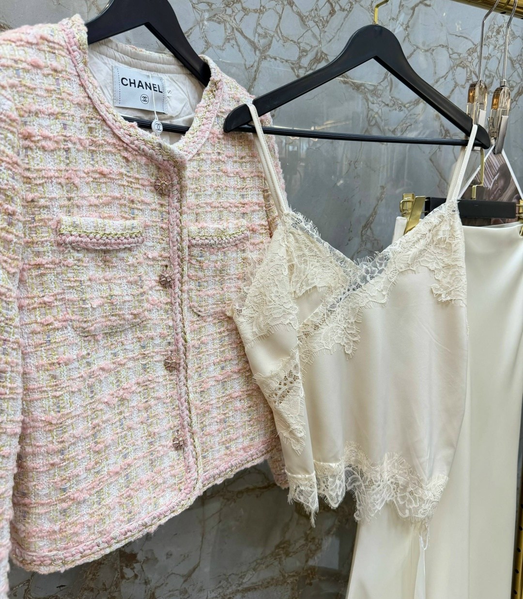 женский твидовый пиджак,жакет в стиле шанель,твидовый жакет,женский твидовый костюм,женский жакет chanel