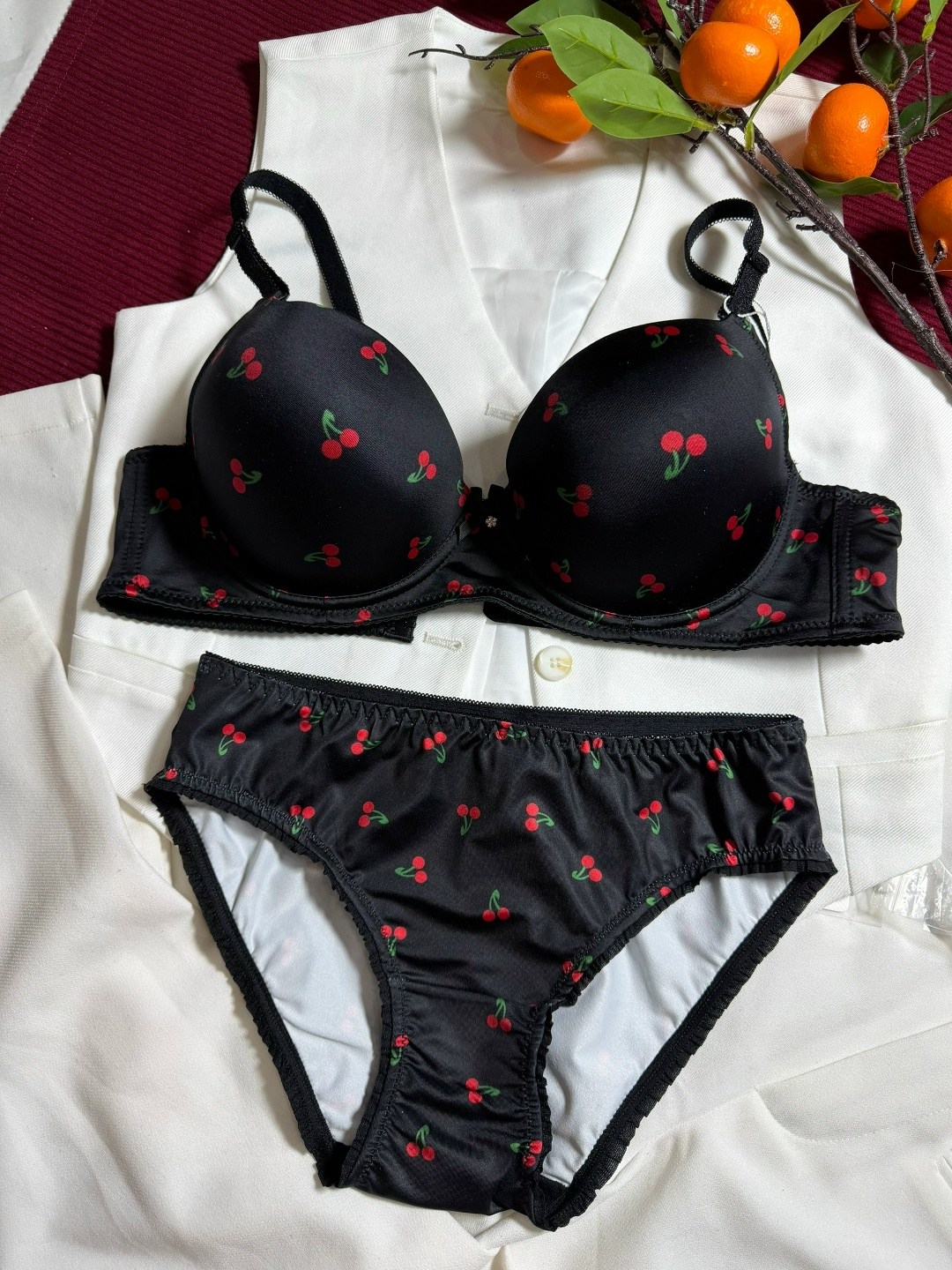 комплект нижнего белья,нижнее белье с вишенками,комплект нижнего белья женские,женское нижнее белье,белье из хлопка женское