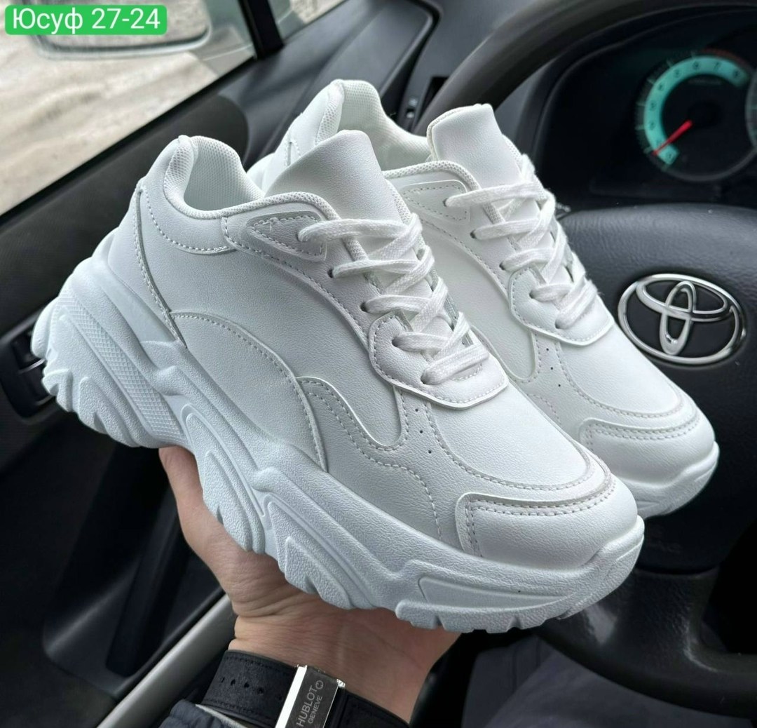 женские кроссовки,женские массивные кроссовки,белые кроссовки,массивные кроссовки,кроссовки