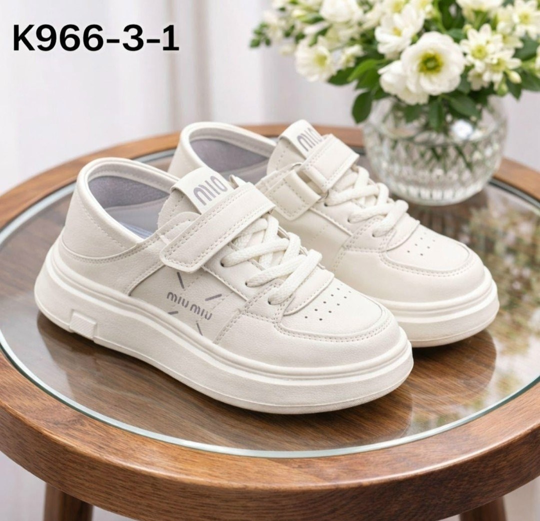 ,кроссовки женские,белые кроссовки,кроссовки на толстой подошве,кроссовки для женщин